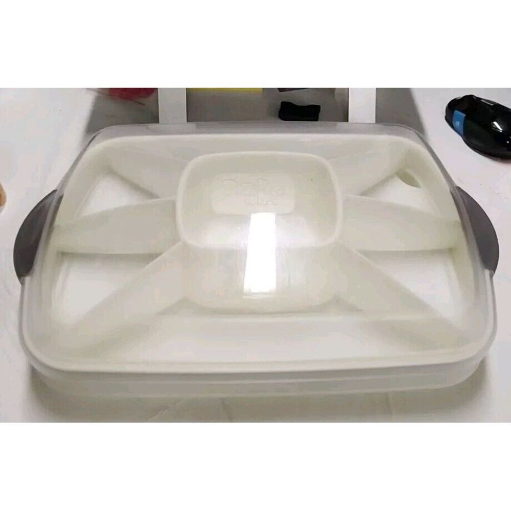 Pampered Chef Chillzanne Rectangle
Veggie Deviled Eggs Serverware #2781